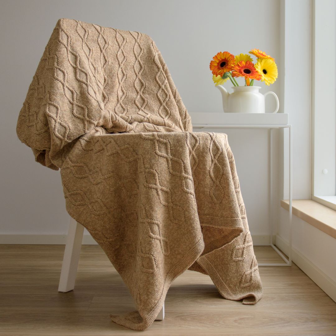 Sleeping blanket TARINA, two colors